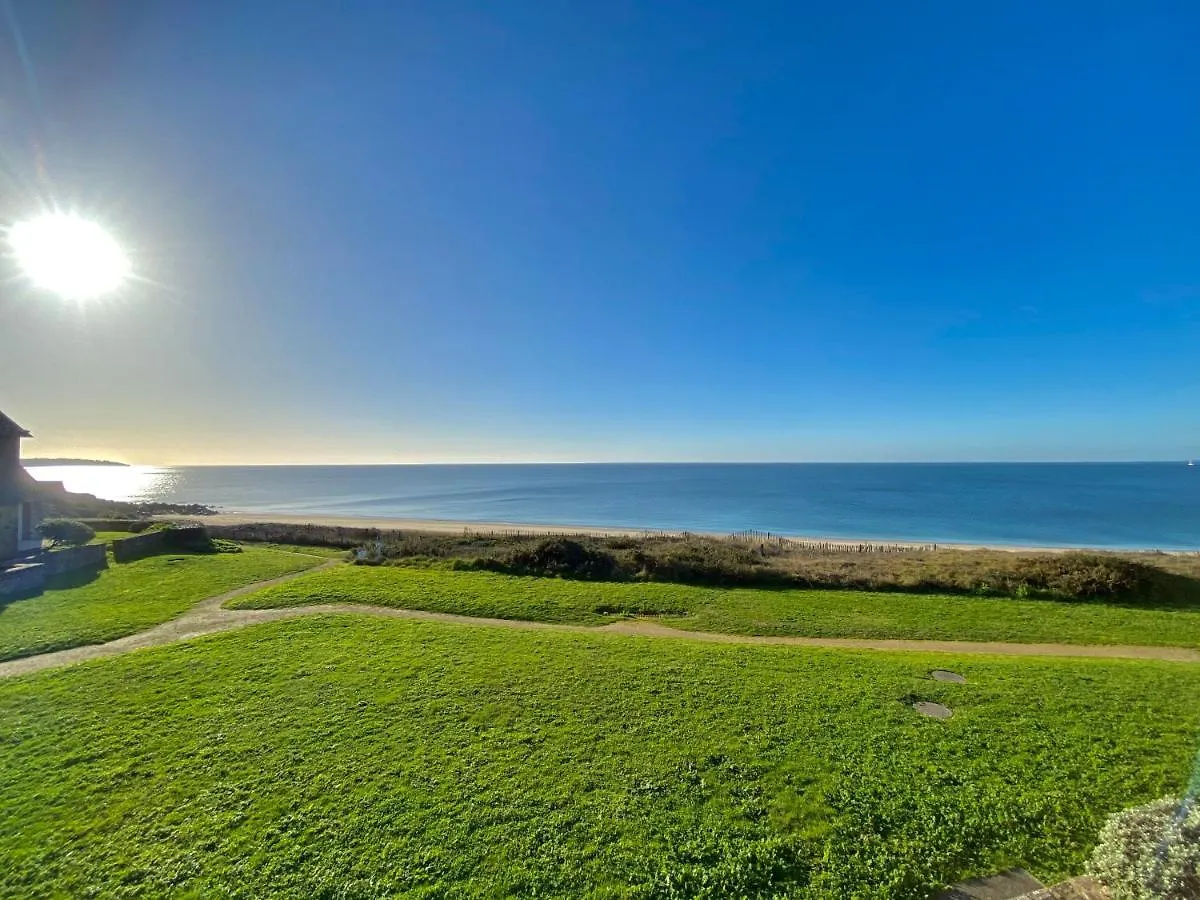 Apartamento Ref 025 Appartement Pour Six Personnes Tres Belle Vue Mer Plage Du Fogeo Arzon